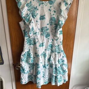 Elegant Floral Ruffle Dress with Cutout in Back